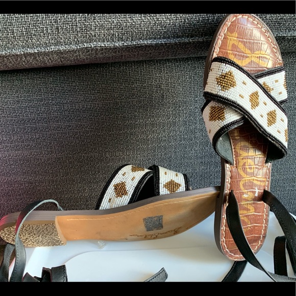 Sam EDELMAN beaded sandals - Picture 3 of 3